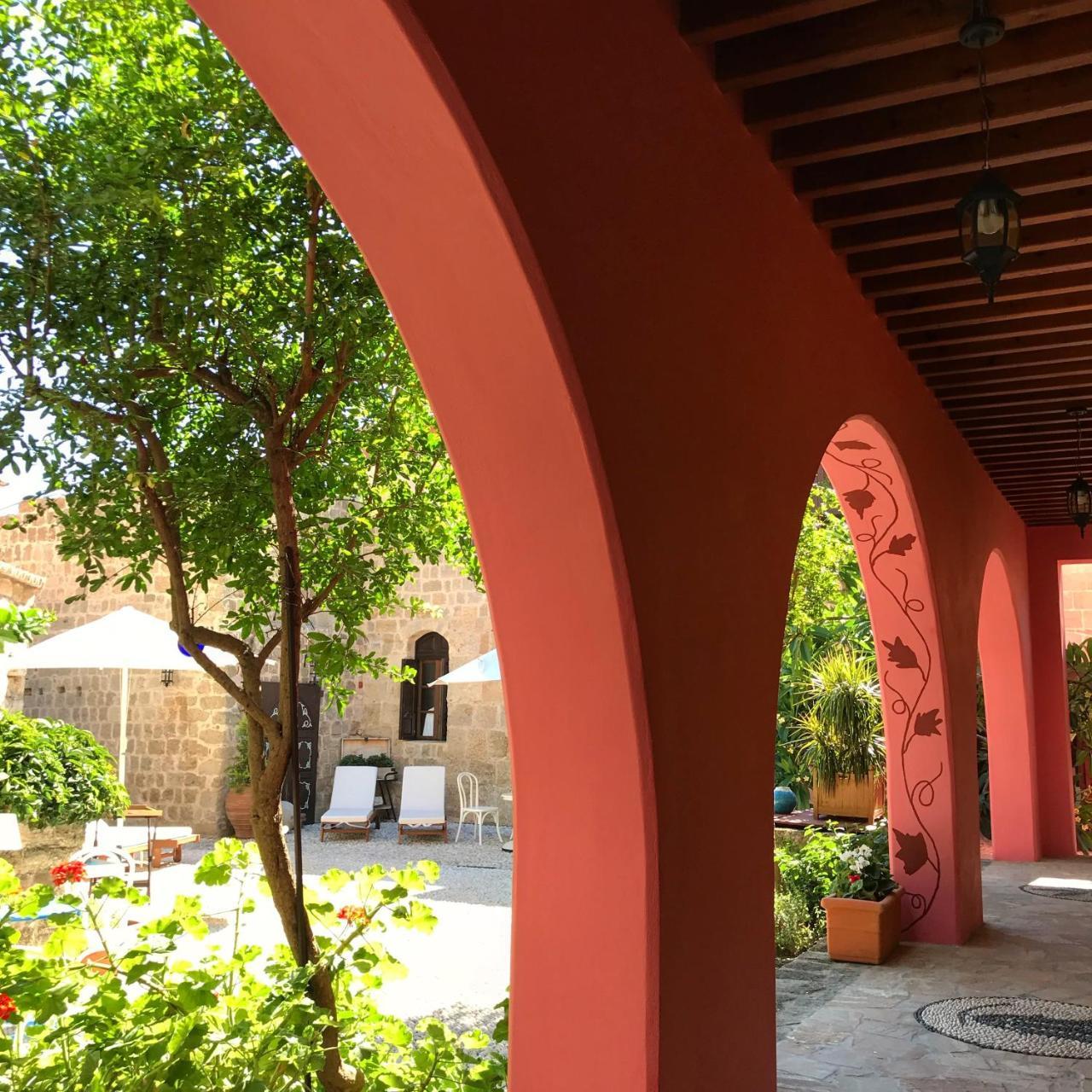 Saint Artemios Hotel And Oriental Suites Rhodes City Exterior foto