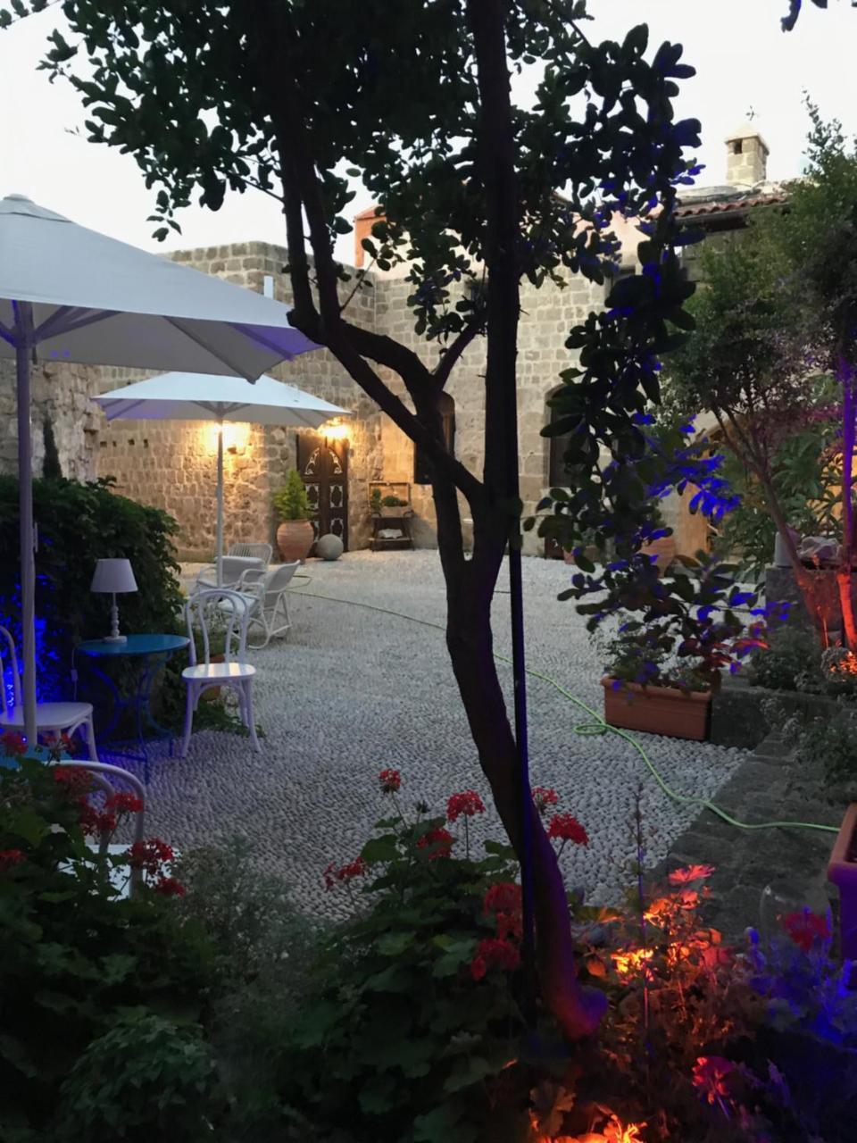 Saint Artemios Hotel And Oriental Suites Rhodes City Exterior foto
